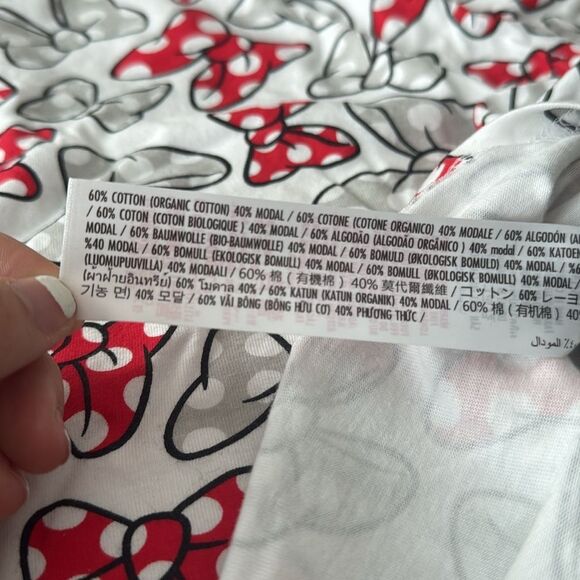 Disney Store Ladies Minnie Mouse Pajama Set - Picture 6 of 11